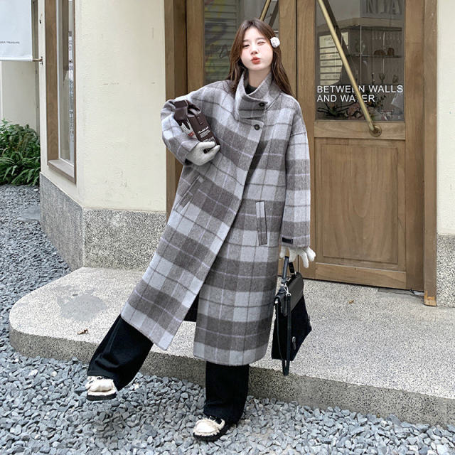 Spot loose new style is available for sale in 2024 winter Korean version of high-quality versatile long plaid double-sided cashmere coat