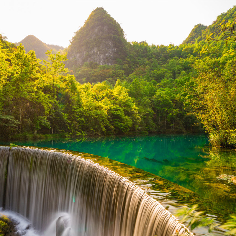 贵州纯玩4天3晚贵阳黄果树瀑布梵净山西江千户苗寨小七孔跟团旅游