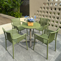 Outdoor Courtyard Folding Round Table, Trendy Plastic Wood Table and Chair Set, Terrace Sun Protection, Simple Leisure, Suitable for Milk Tea Shops and Cafes