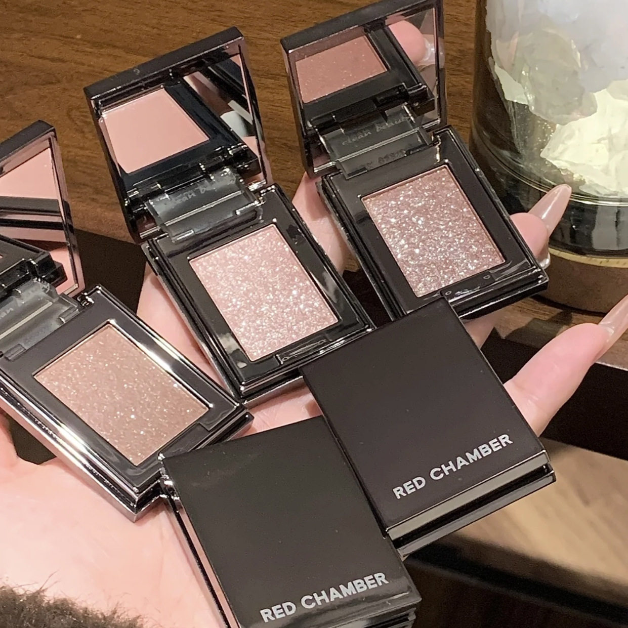 RED CHAMBER Zhu Zhan Chunshu RC тени для век RC многоцелевой розовый кристаллический порошок одноцветные тени для век Flash многоцелевой крем