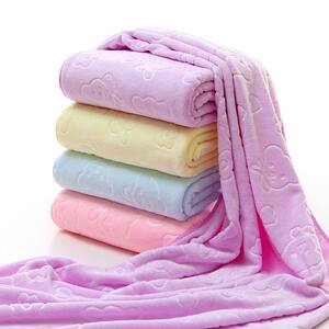 
Microfiber bath towels with hair-furrowed embossed newborn baby square bath towels children are soft and absorbed and not easily lost hair