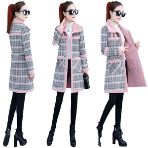 
2024 new fashion mother suit plaid thickened medium-length cotton coat for women's winter fashionable velvet top