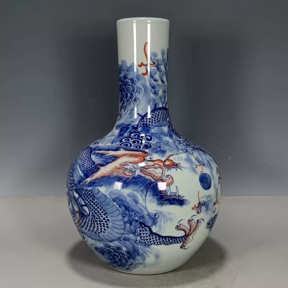 磁器 清代 康熙年制款 祭紅釉 青花山水紋 天球瓶 唐