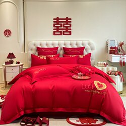 Wedding four-piece red wedding bedding set