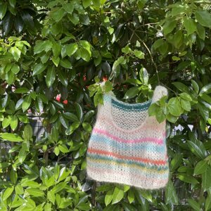 
Make a yarn summer thin style refreshing color matching suspender vest yarn material bag non-finished products including video tutorial