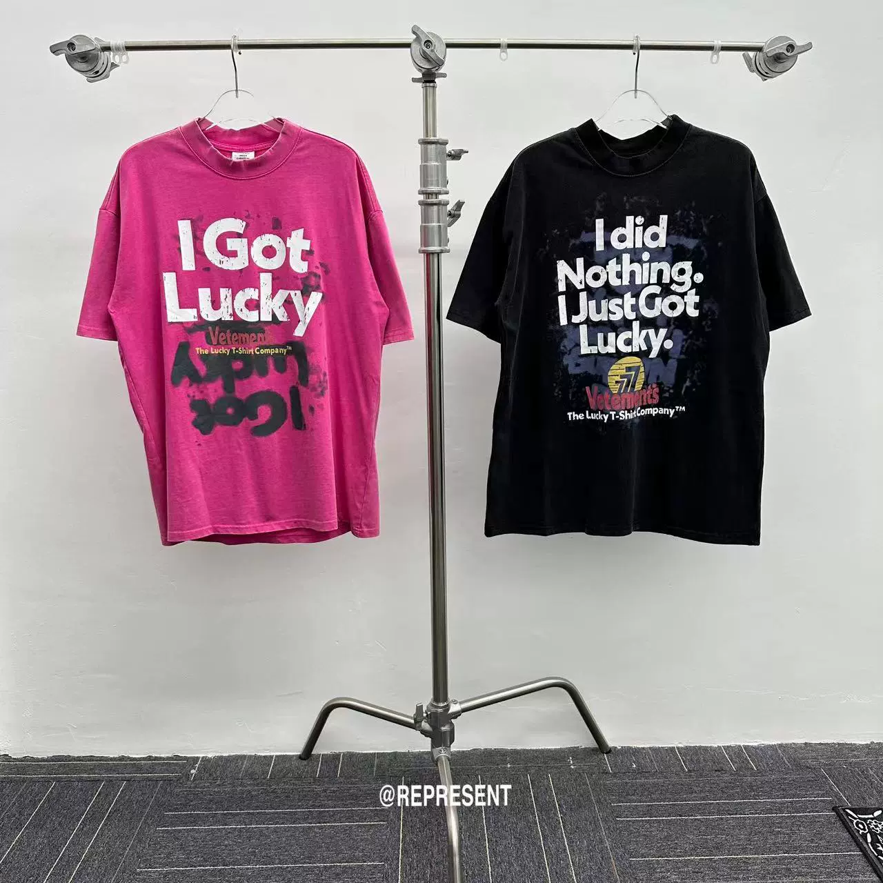 vetements lucky 777 S