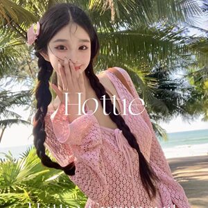 
Thai pink knitted skirt flower bikini three-piece set seaside hot spring vacation photo split swimsuit