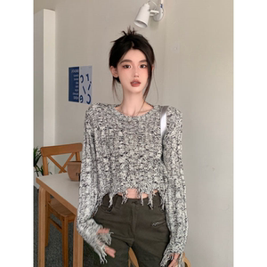 
American Retro Round Neck Pullover Twist Sweater Women's Autumn and Winter Slim Fit Short Torn Fleece Sweater