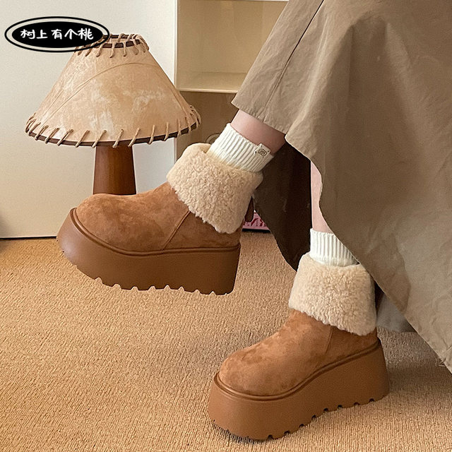 There is a peach in the tree retro thick-soled snow boots for women 2025 autumn new versatile increased height plus velvet thickened cotton shoes