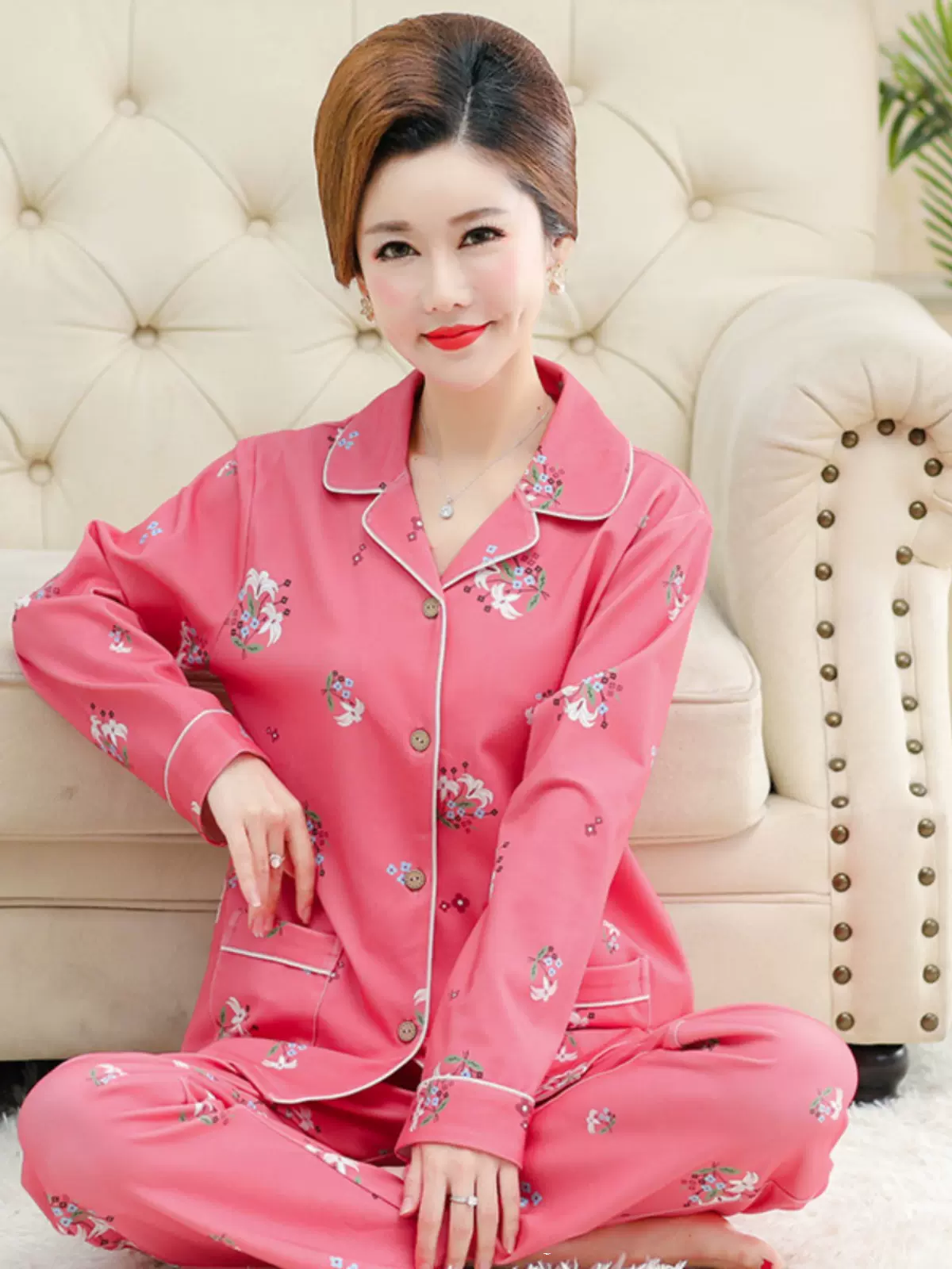 妈妈睡衣女中老年春秋季纯棉长袖长裤开衫老人宽松大码家居服套装