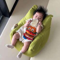 Baby Learns to Sit on Sofa, Baby Drinks Milk Recliner, Baby Sofa Can Recline and Sleep, Special Lazy Seat for Young Infants