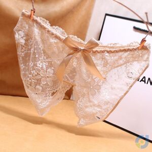 Full split panties hollow sexy sexy non -marked large size, lace perspective buttocks low -waist pure color briefs summer
