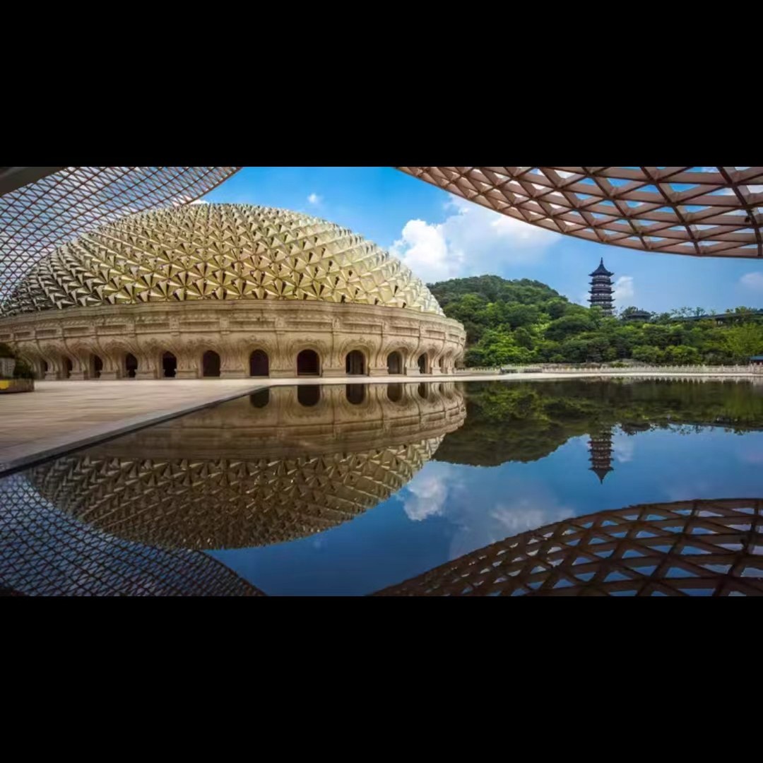 【秋季出行】总统府+报恩寺+牛首山+夫子庙+老门东南京一日游