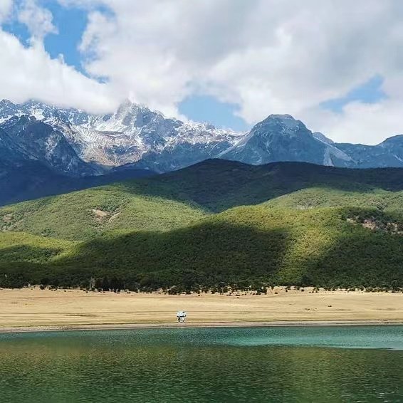 丽江+香格里拉+虎跳峡亲子游6天5晚私家团 金茂凯悦&松赞酒店