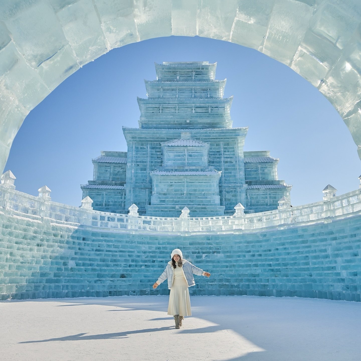 哈尔滨雪乡长白山万达延吉7日6晚私家团不冻河漂流雪地摩托林海
