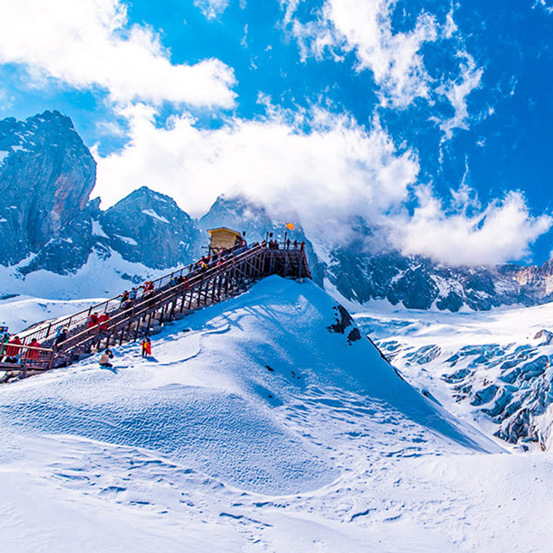 云南旅游昆明大理丽江6天跟团游洱海私人游船理想邦旅拍洱海观景