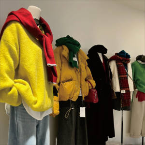 
Live broadcast of new women's clothing being removed from the counter (remark code required)