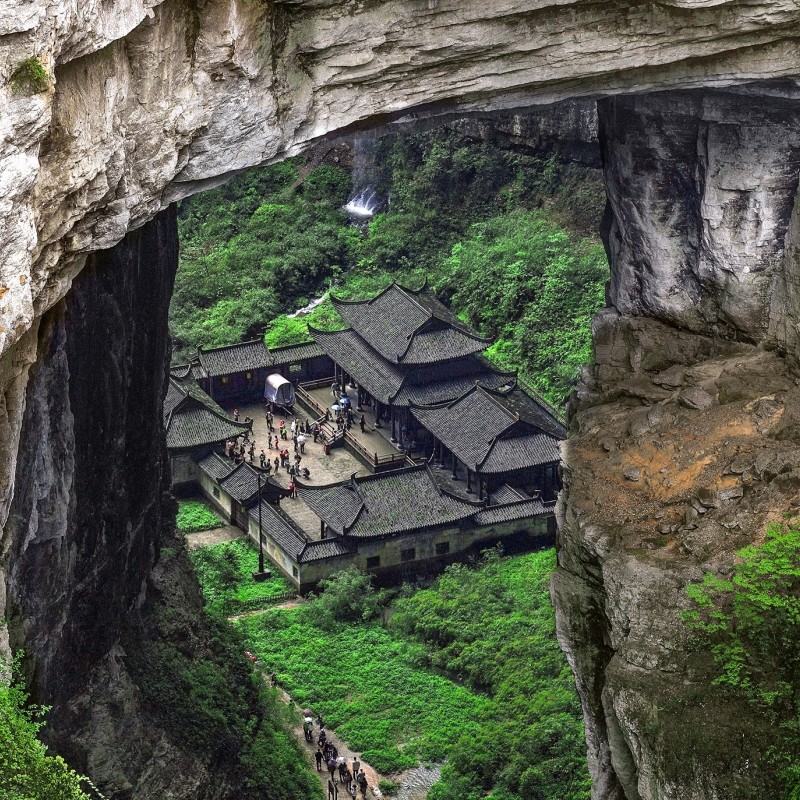 武隆仙女山+芙蓉洞+天生三桥地缝乌江画廊经典路线纯玩二日跟团游
