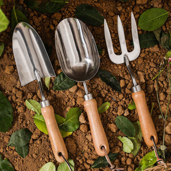 Stainless steel thickened gardening shovel set
