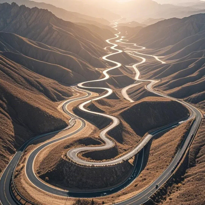 新疆南疆喀什6天5晚专车3日+白沙湖+盘龙古道+冰川公园古城无人机