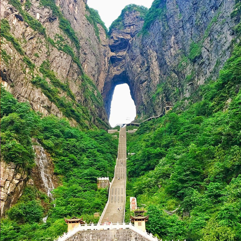 湖南张家界旅游2天1晚纯玩天门山玻璃栈道芙凤凰古城二日跟团游