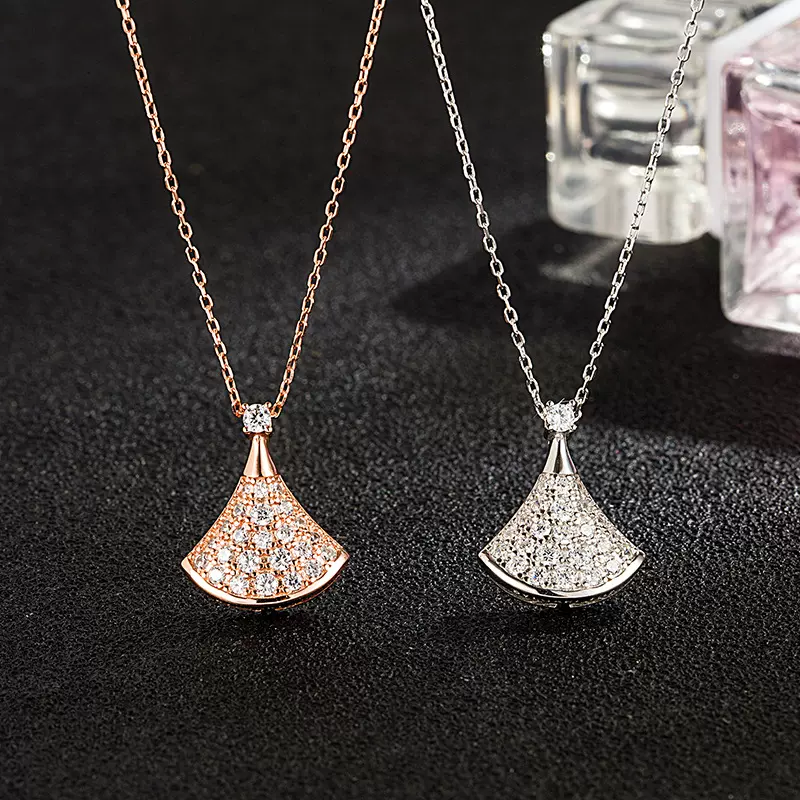 s925纯银轻奢满钻小裙子项链原扣精美扇形网红抖音直播爆款吊坠