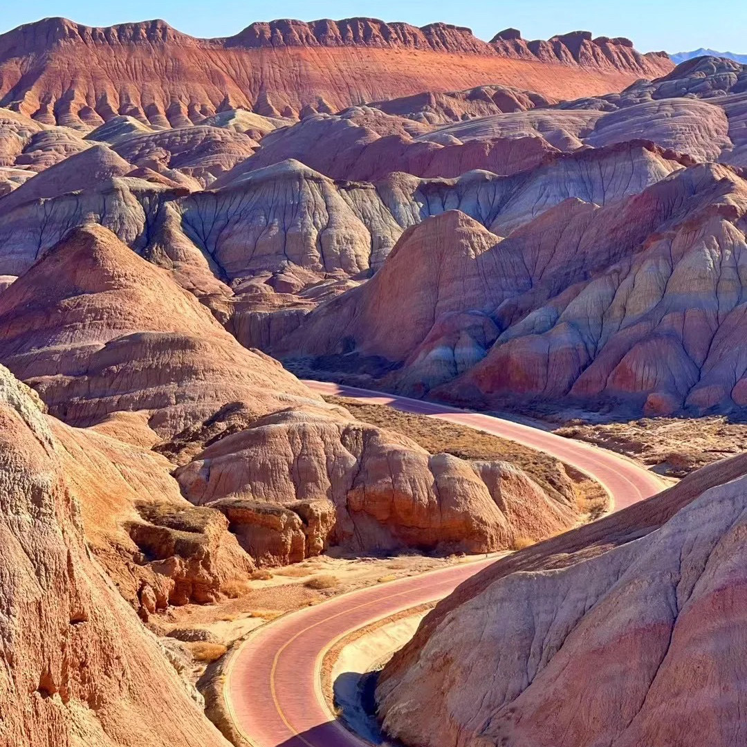 甘肃旅游5天4晚跟团纯玩河西走廊敦煌莫高窟鸣沙山嘉峪关七彩丹霞