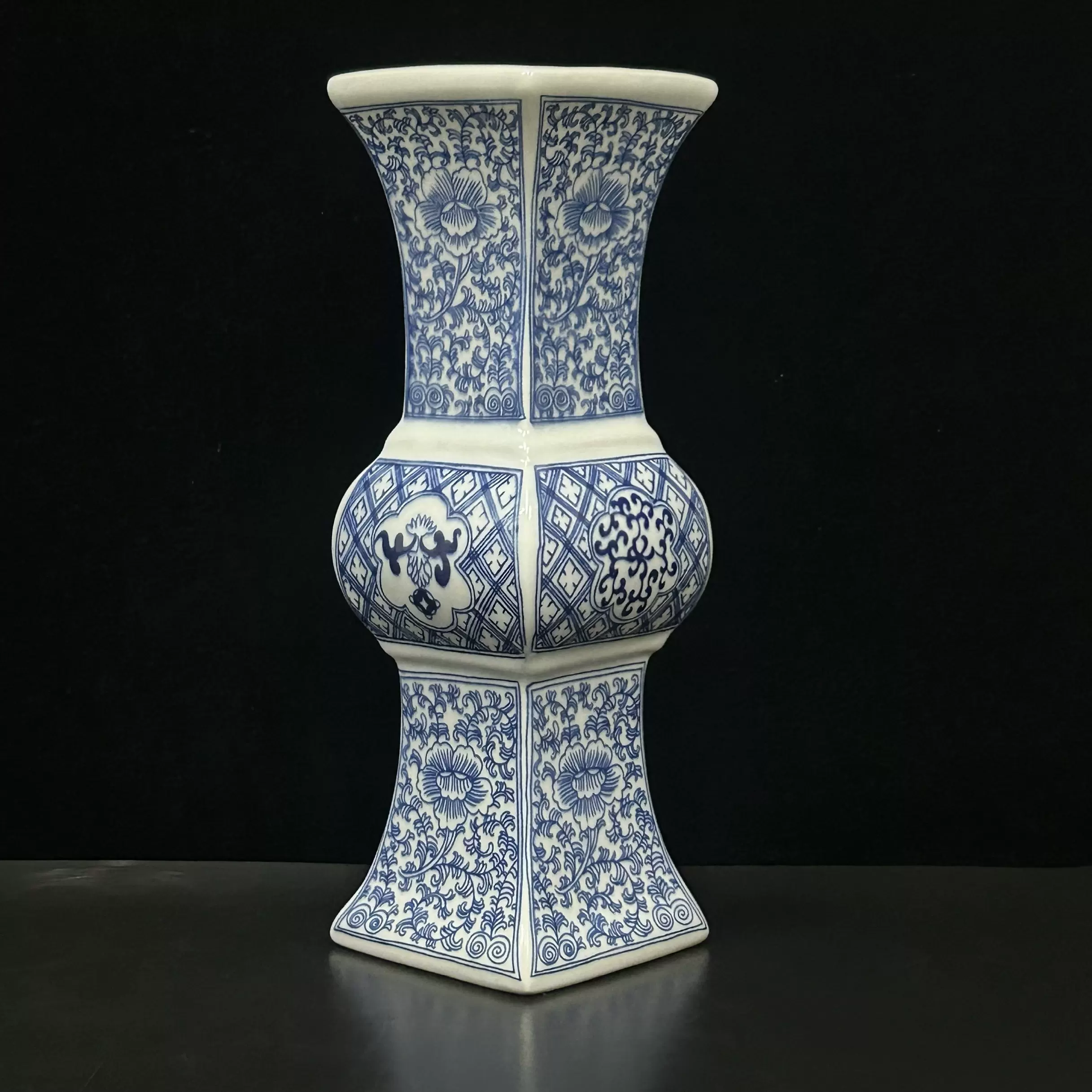 宋汝窑天青釉三羊开泰尊瓶古董古玩收藏家居摆件精品仿古瓷器