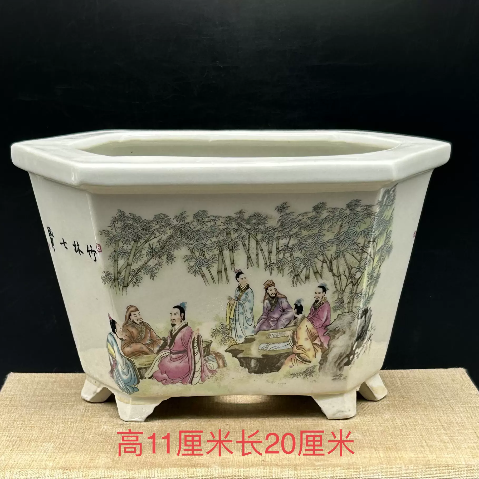 中国古美術・宋汝窯款天青釉銀口四方尊花瓶・工芸品・木箱付・文房具・風水開運・陶器 宋汝窑天青釉三羊开泰尊瓶古董古玩收藏家居摆件精品仿古瓷器