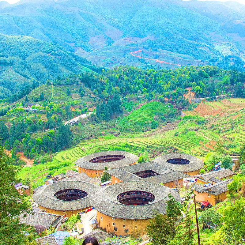 厦门漳州土楼田螺坑+四菜一汤+裕昌楼+云水谣古镇一日游纯玩小团