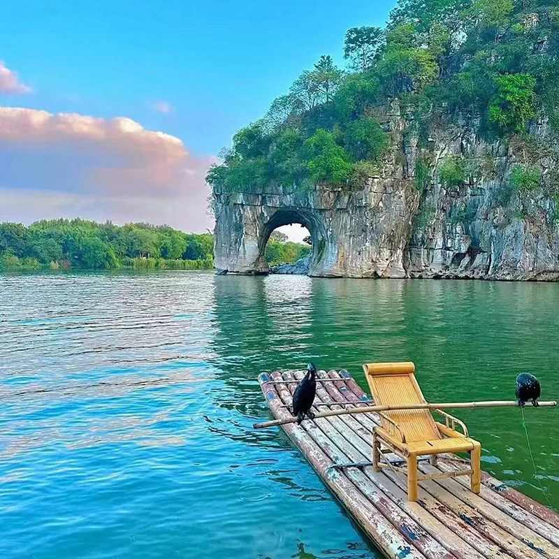 揭阳出发王牌桂林漓江古东瀑布世外桃源银子岩象鼻山双飞跟团5日