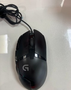 
Genuine Logitech g402 can be downloaded official driver software without double-clicking on the wear and tear on both sides