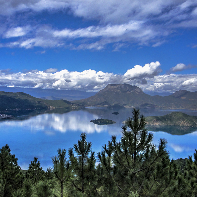 丽江香格里拉5天4晚跟团游玉龙雪山蓝月谷虎跳峡独克宗古城纳帕海