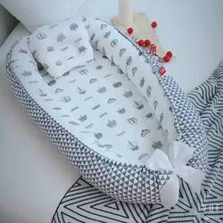 2026 New Model Baby Home Anti-Pressure Comfortable Crib Portable Infant Sleeping Aid Multifunctional Bed-In-Bed