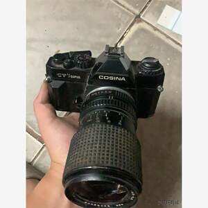 
Brand new second-hand Japanese original COSINA CT1SUPER SLR camera roll machine. Original bargaining product