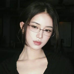 
3-minute moonlight ultra-light titanium frameless edge-cut glasses pure lustful temperament can be matched with myopia and high intelligence women's frame