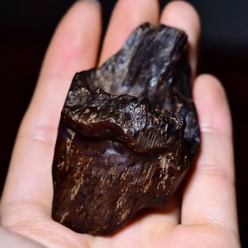 沈香静心香 H6adf3df9ceb24d0e8422e8e9ccb68