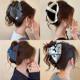 
Korean retro triangle clip female high-end 2025 new large-size shark clip hairpin back head hair tie