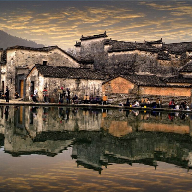 至尊黄山双飞4天(画里宏村+千年瓷都景德镇+塔川赏秋+婺源篁岭)