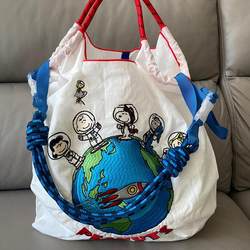 Japanese Genuine High-Quality Ball Chain Snoopy Space Eco-Friendly Shopping Bag Large Capacity Shoulder Bag