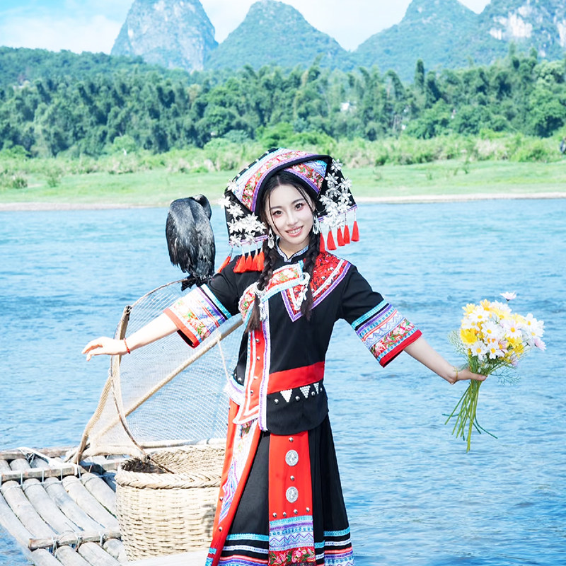 16人纯玩小团 含高铁广西桂林旅游阳朔遇龙河漂流4天3晚跟团游