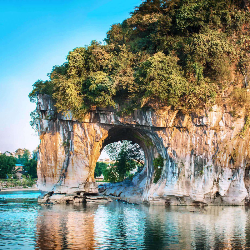 12人纯玩小团 含高铁 广西桂林旅游阳朔遇龙河大漓江4天3晚跟团游