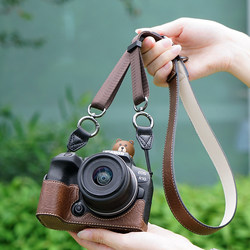 Suitable for Canon R10 Camera Bag, R50 Camera Protective Case, R100 Protective Shell, Retro Leather Case, Mirrorless Crossbody Bag, Shoulder Strap, Cute Accessories