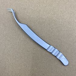 Ukrainian high-precision stainless steel eyelash grafting tools tweezers W Eyelash Blossom Tweezers