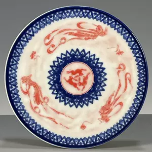 中国古美術✦大明宣徳紋 霽藍紅釉浮彫り花卉紋盤セット✦置物・文房具・陶芸・観賞皿 Amazon.co.jp: 青花礬紅纏枝蓮唐草文三足薫炉「大明宣徳年製」銘