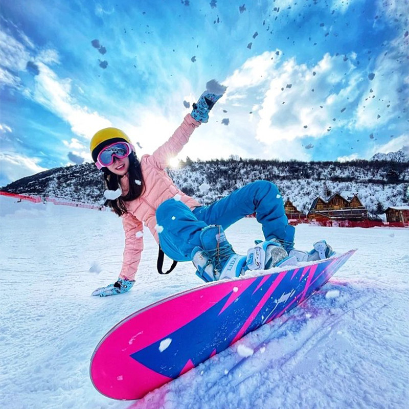 2+1车型东北沈阳故宫吉林滑雪长白山雾凇漂流镜泊湖雪乡哈尔滨7日