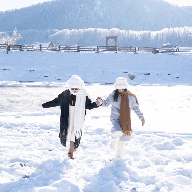 趣寻疆雪I 新疆旅游北疆环线阿勒泰赛里木湖禾木喀纳斯纯玩9天8晚