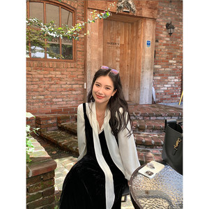 
DaqianwithU black V-neck stacked camisole dress for women in early autumn, versatile high-waisted A-line slim dress