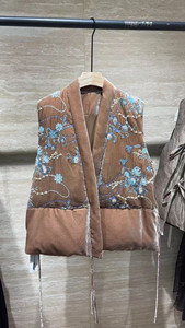 
Zhang Haiyan Autumn and Winter High-end Goose Down Series Heavy Embroidery Beading 100 Real Velvet White Goose Velvet Vest R818