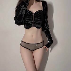 
Sexy low-waisted pure desire thong, fast lace T-pants, hollow metal chain straps, tied open, sexy briefs